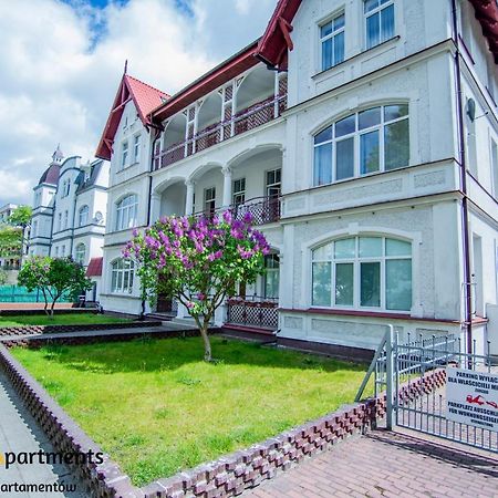 Baltic Apartments - Apartament Matejki 18 シフィノウイシチェ エクステリア 写真